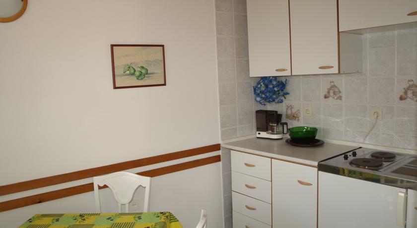 Apartman Nena Appartement Klenovica Kamer foto